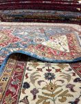فرش دستباف آبی و کرم نقش سلطان آباد ترنج دار کد 140